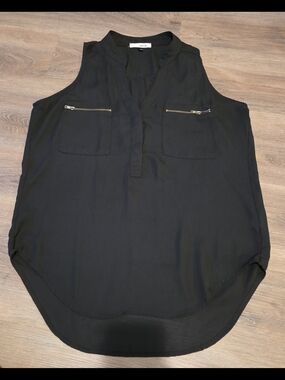 MNK Black Zip-Pocket Sleeveless V-Neck Camisole